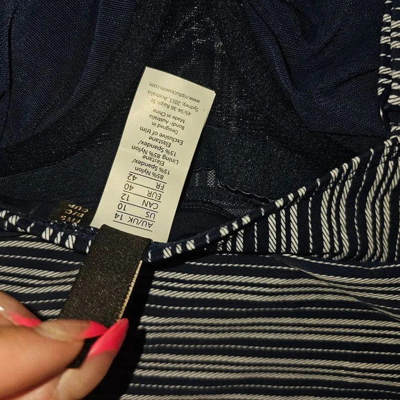 Nip Tuck Navy and white nautical striped Underwire One Piece Swimsuit Size 10 - Picture 10 of 15